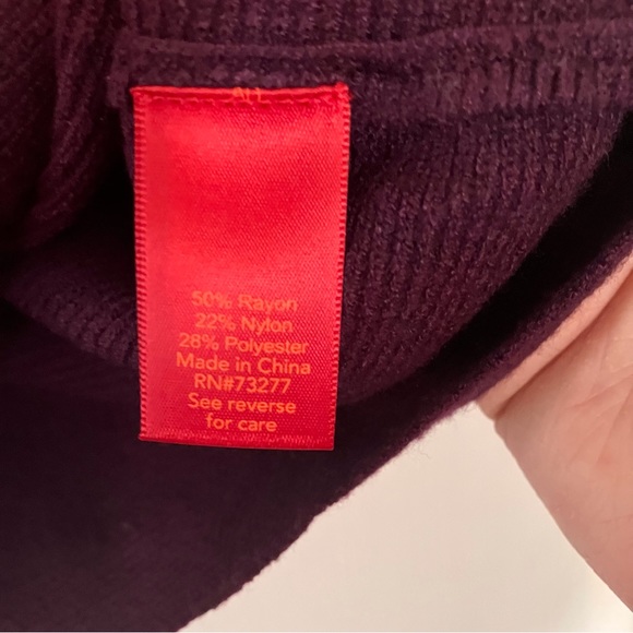 Jennifer Lopez Burgundy/Plum  Sweater with Studded neckline Sz. L - Picture 6 of 9